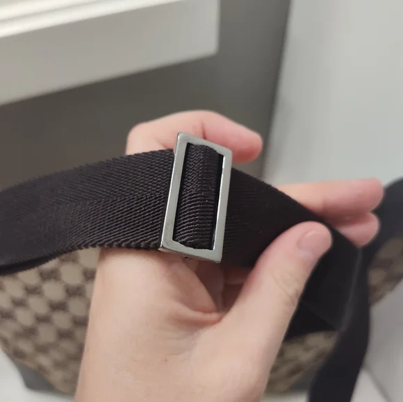 🥰 Vintage Y2K Gucci Joy Signature GG Monogram Logo Zip Top Crossbody Bag, Mint! - Picture 11 of 16